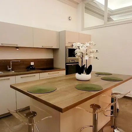 Les Acantha Apartmán